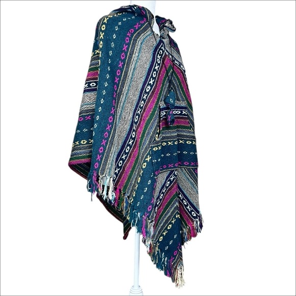 BoHo Wool Poncho Hooded Cape Handmade Hippie India Festival Unisex X's O's - Picture 2 of 16